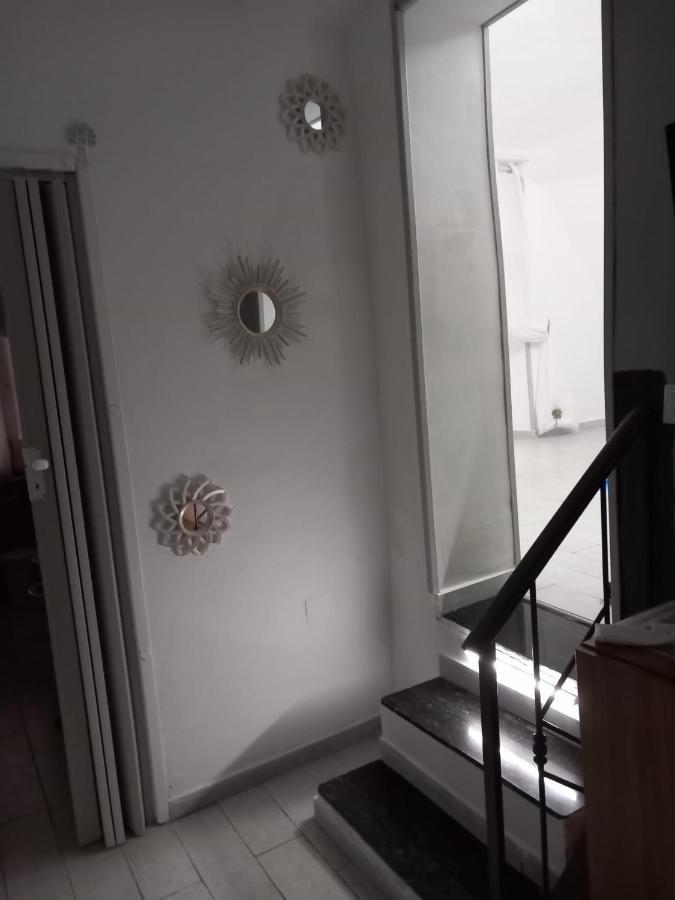 B&B Angela Napels Buitenkant foto